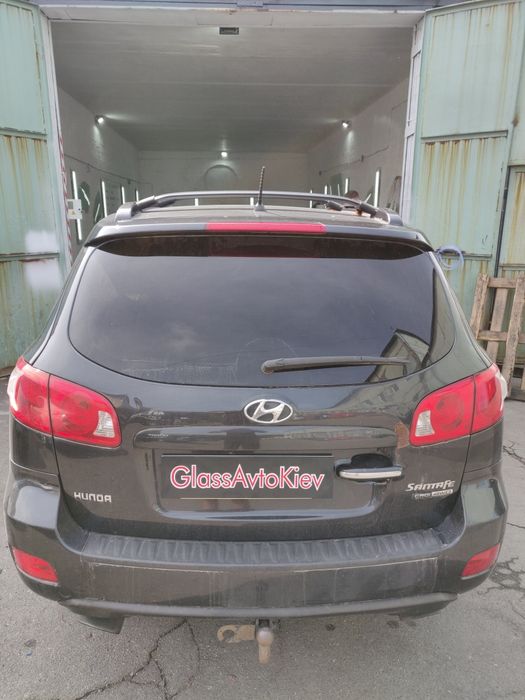 Лобовое стекло Hyundai Santa Fe (2004-2022)