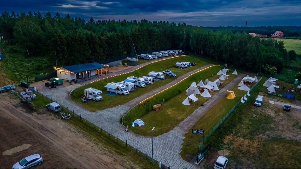 Pole namiotowe Tarasy Kątno pole kempingowe camping