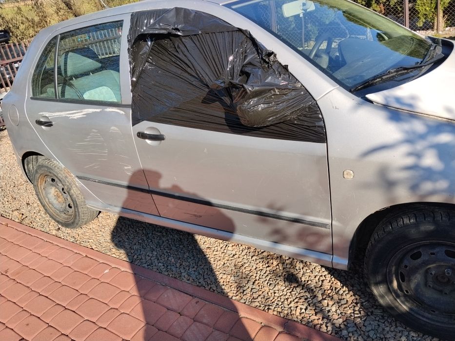 Sprzedam Skoda Fabia l części