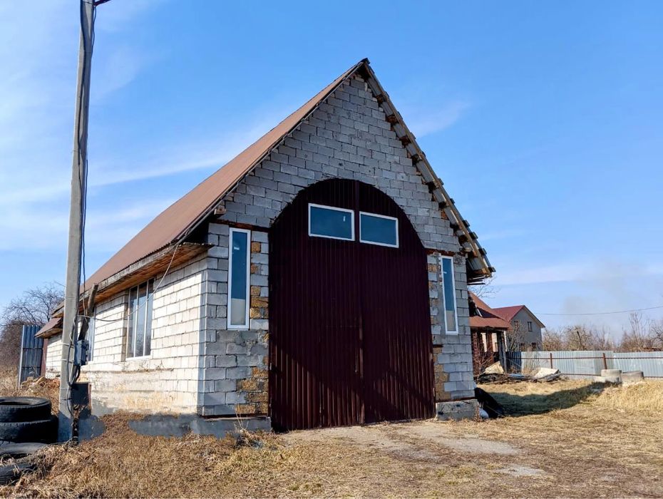 Продається земельна ділянка, гараж ,СТО, житловий будинок, для бізнесу