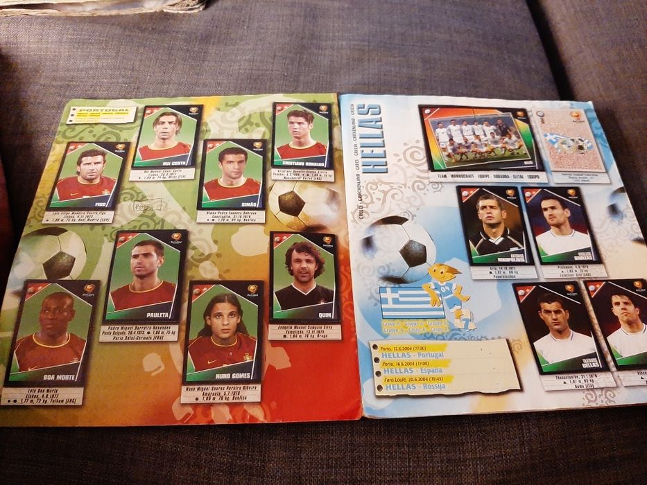 Caderneta de cromos Euro 2004 completa
