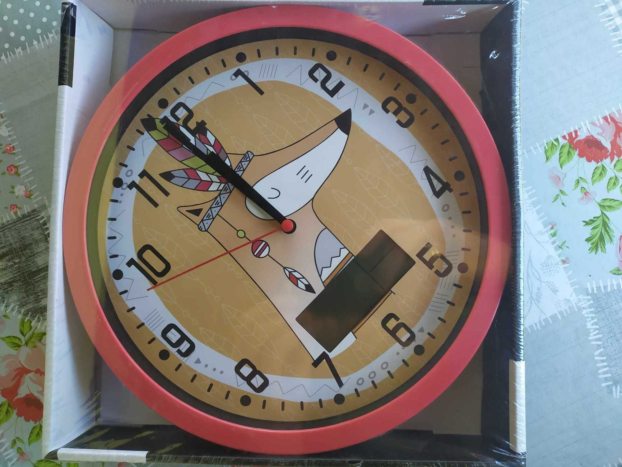 Zegar Ścienny z Termometrem i Kalendarzem