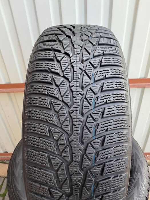 Opony koła zimowe 205/ 55/ 16 Nokian WR D4