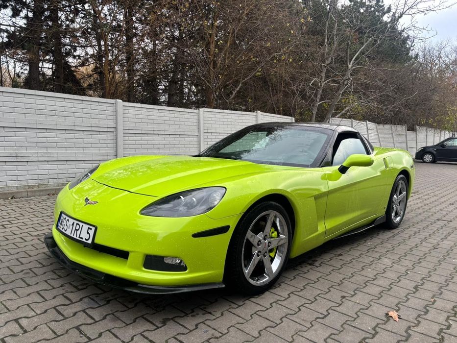 Chevrolet Corvette 6.0 V8 404 KM Targa