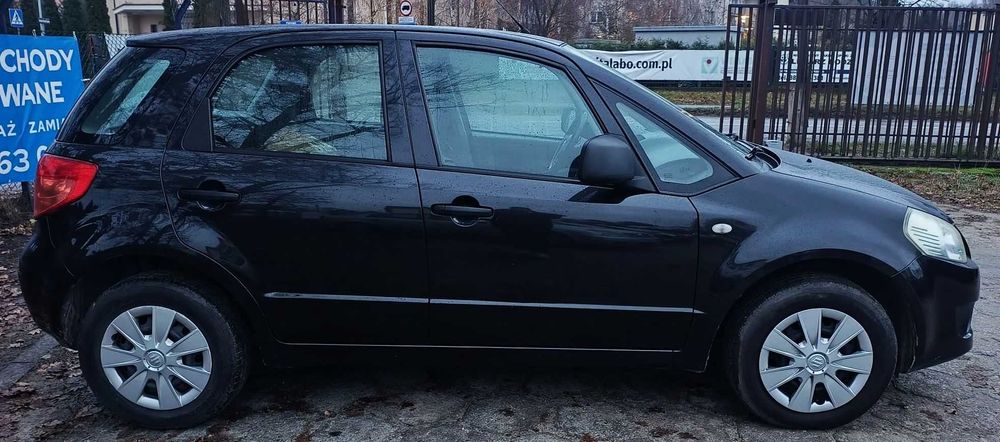 Suzuki SX4 1.5 benzyna Salon Polska JEDEN WŁAŚCICIEL brak rdzy sprawny