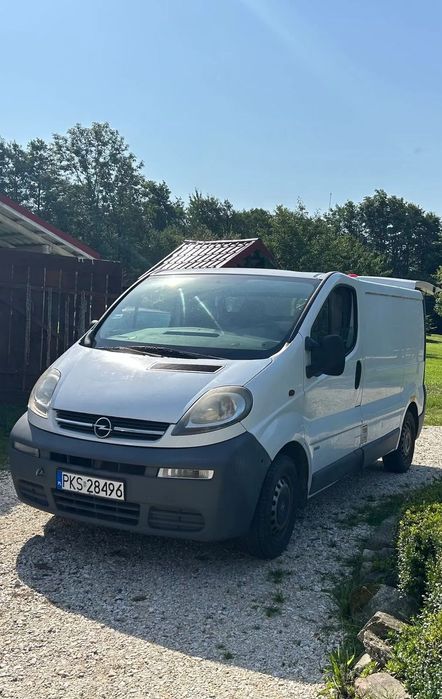 Opel Vivaro Opel Vivaro 2004 – samochód ciężarowy, 3-osobowy