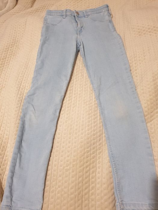 Jeansy rurki 134cm.