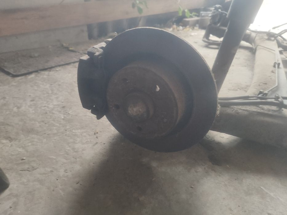 Балка задня Рено Лагуна 2