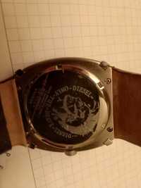 oryginalny zegarek Diesel w oryginalnym opakowaniu ze skórzanym paskie