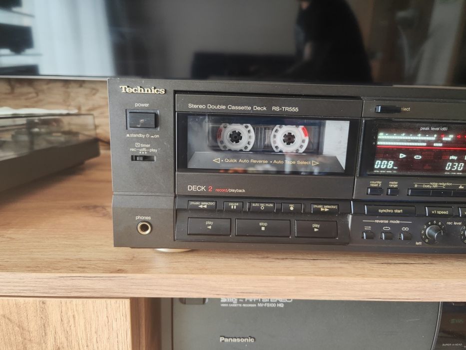 Magnetofon Technics RS-TR555