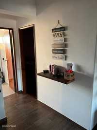 Apartamento T3 remodelado