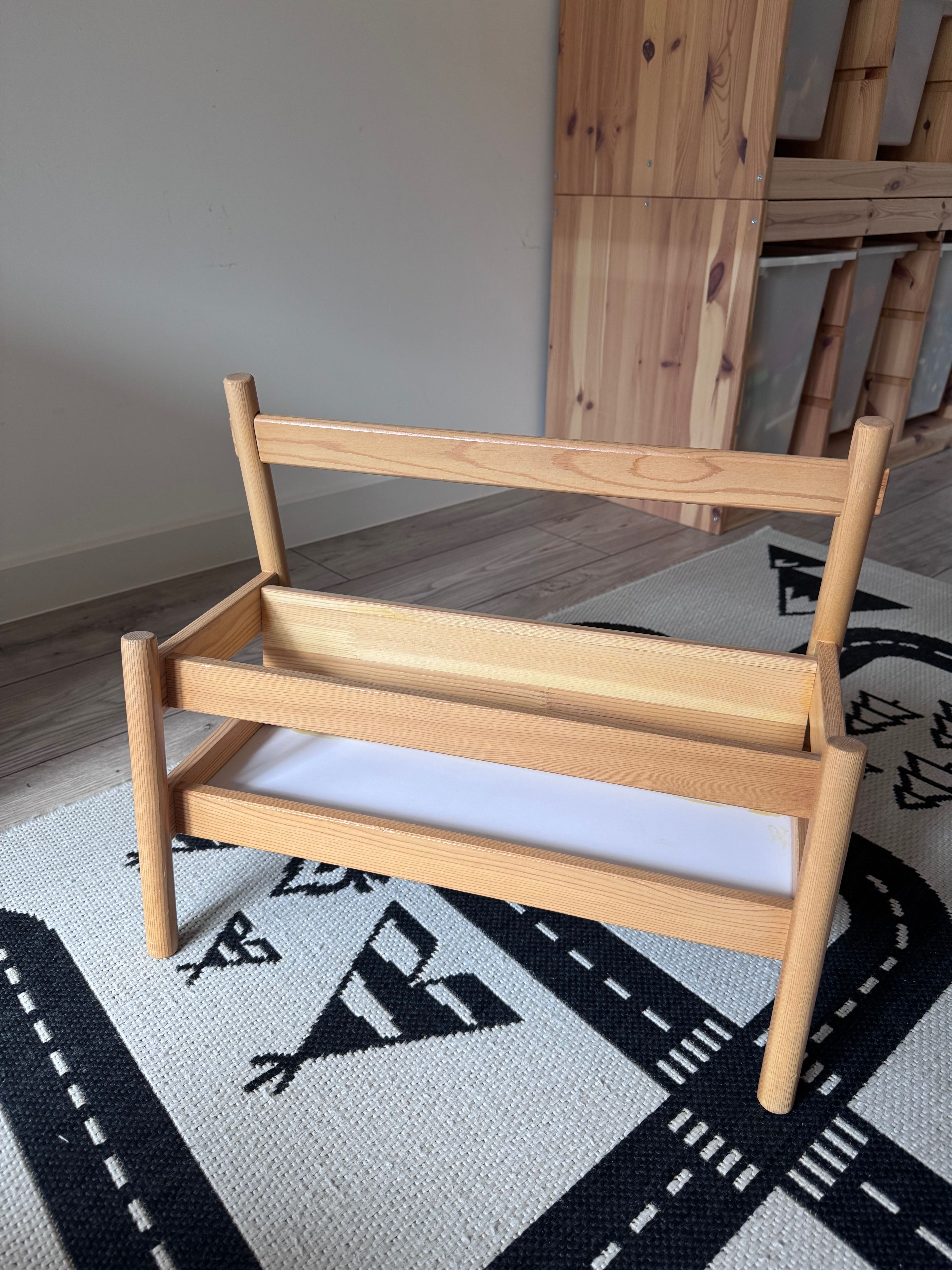 Półka na książki Ikea