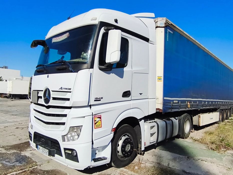 Mercedes-Benz Actros 1845  Mercedes ACTROS 1845 MP4      Bezwypadkowy,   Standard