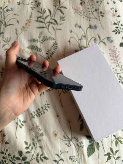 iPhone 13 256GB bom estado