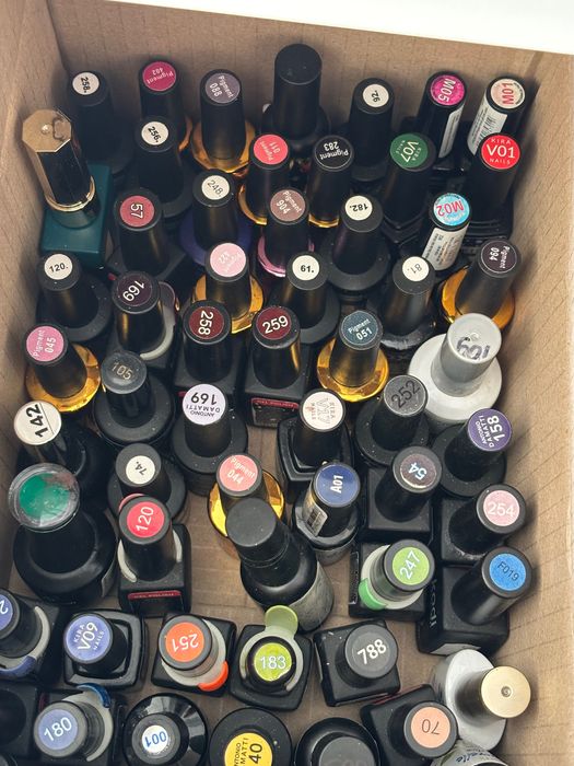 Гель лаки, гелі, полі гелі, краски