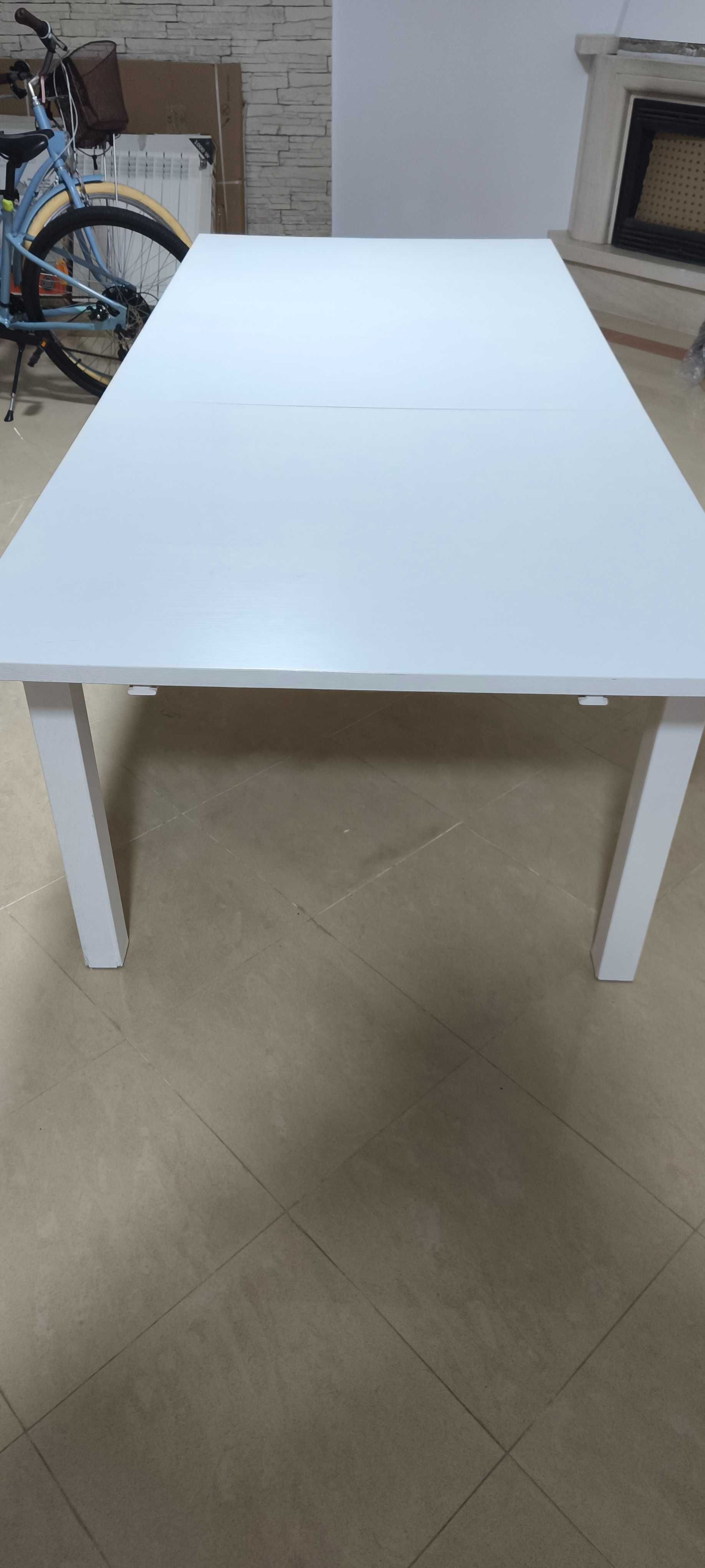 Mesa retangular de ótima qualidade