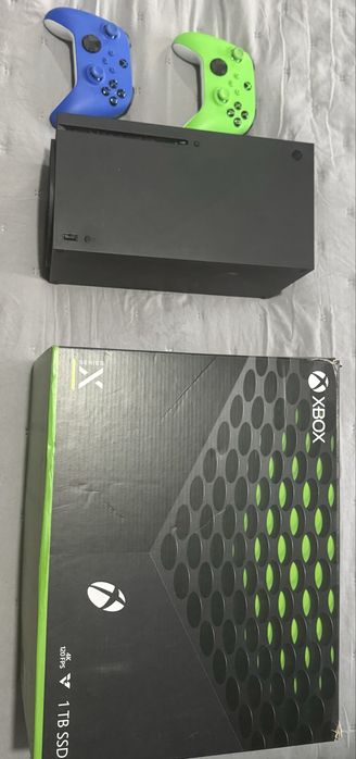 Konsola Xbox Series X 1TB