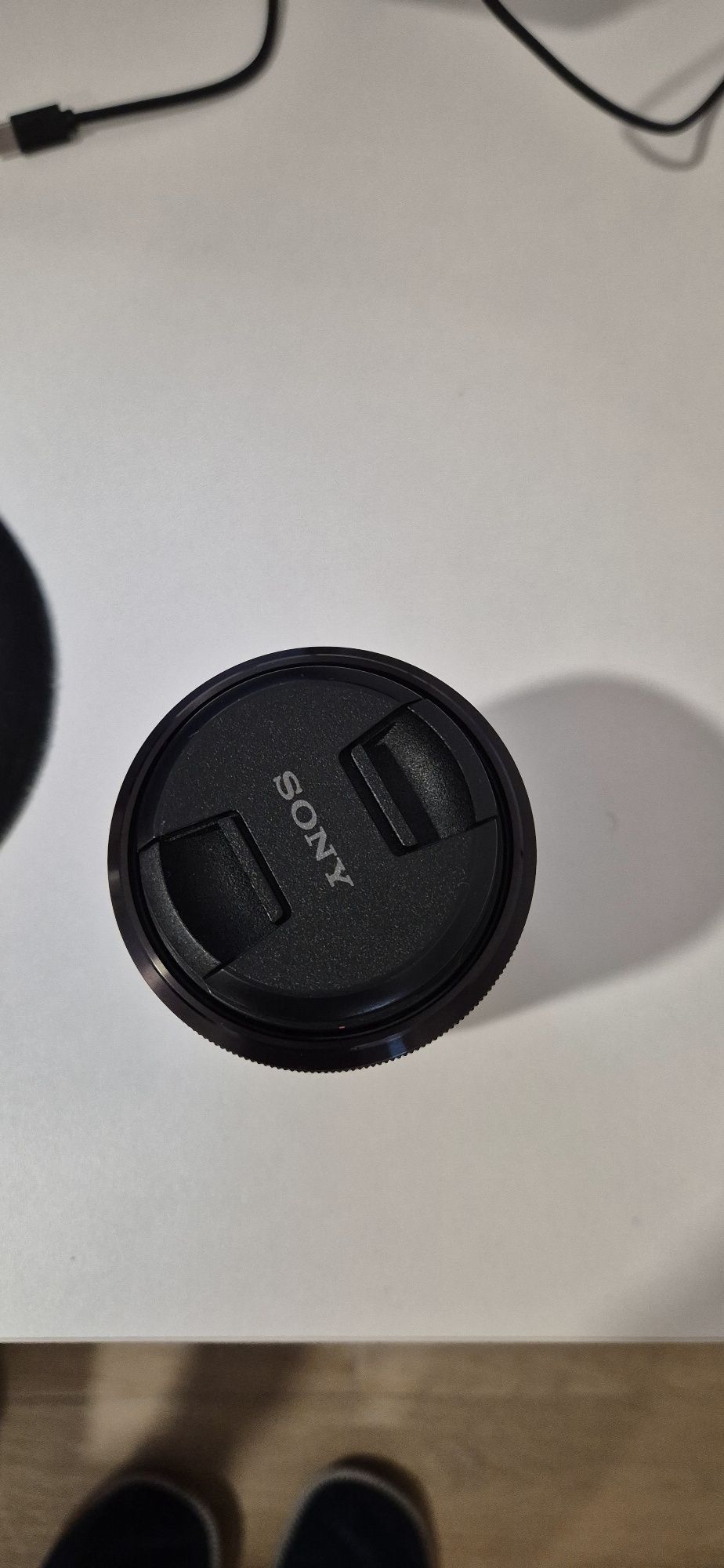 Sony FE 28-70mm f/3.5-5.6 Full-Frame E-mount Nova
