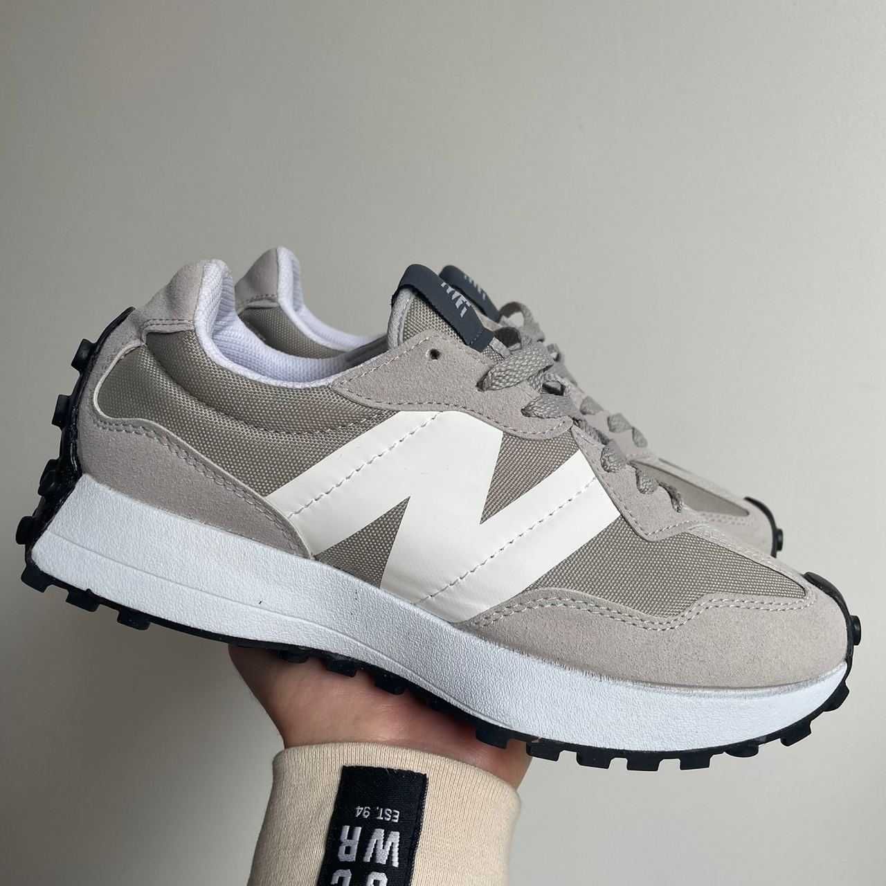 New Balance 327 White