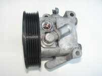 FORD FOCUS MK2 1,6 POMPA WSPOMAGANIA 4M513A696AD