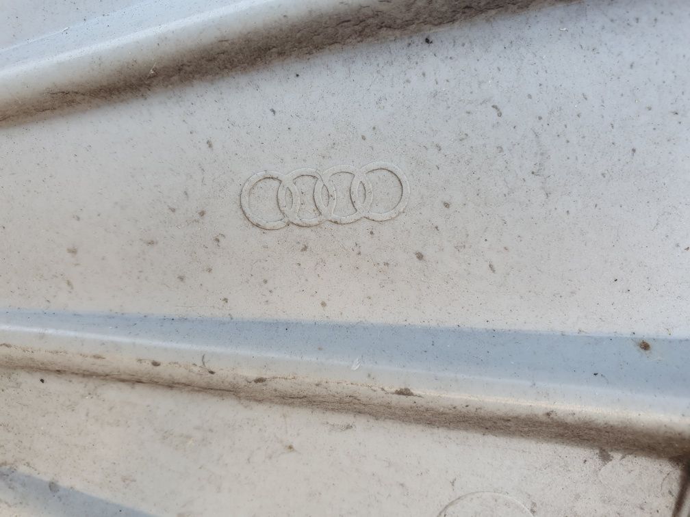 Оригінальні ковпаки r16, Audi