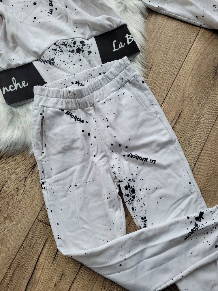 Biały dres nakrapiany bluza spodnie La blanche