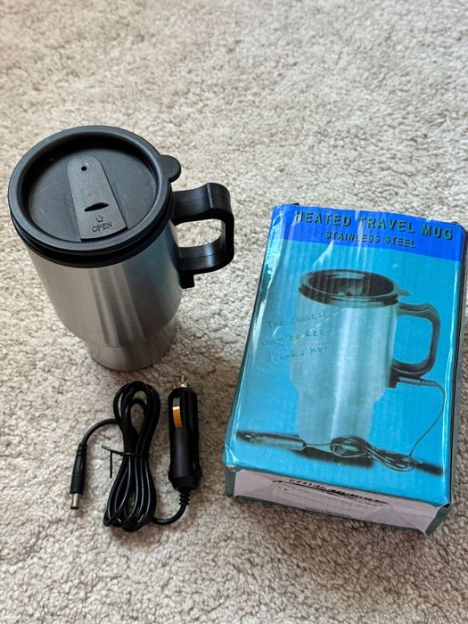 Copo térmico com cabo de aquecimento