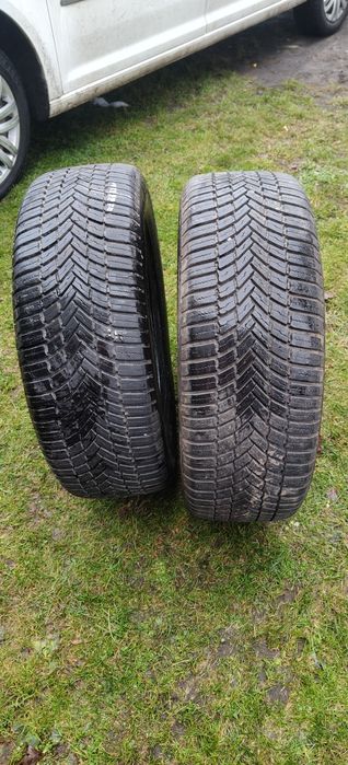 Opona Bridgestone 215/60/17 Weather Control