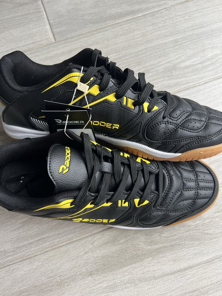 Футзалки Radder Apex