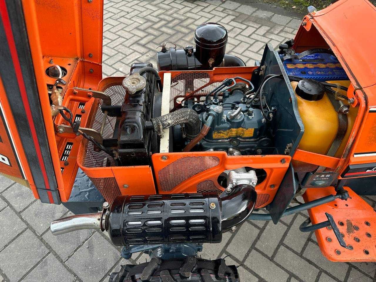 Японський трактор/міні трактор KUBOTA B-1 10кс