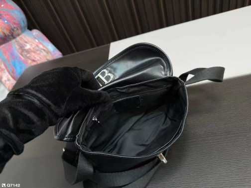 Torebka damska elegancka Balenciaga 511-06