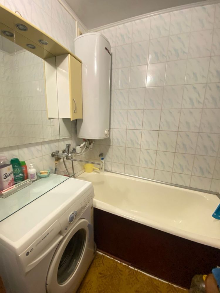 Продаж 3-х кімн. квартири на Карачунах