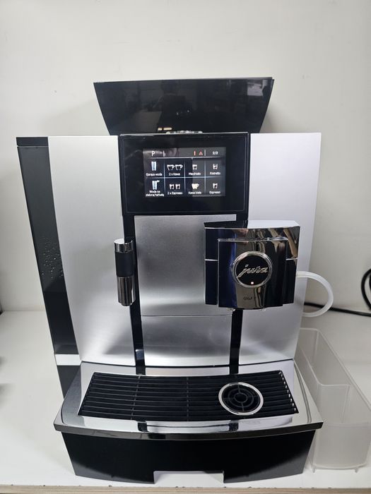 Ekspres do kawy Jura Giga X3C II tylko 9844 produktów.