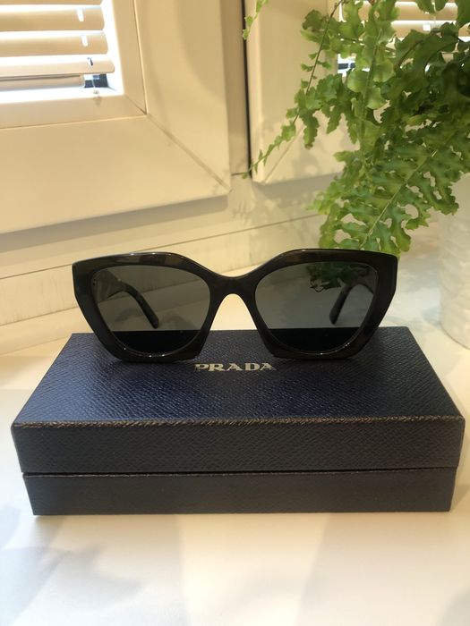 Okulary przeciwsłoneczne Prada