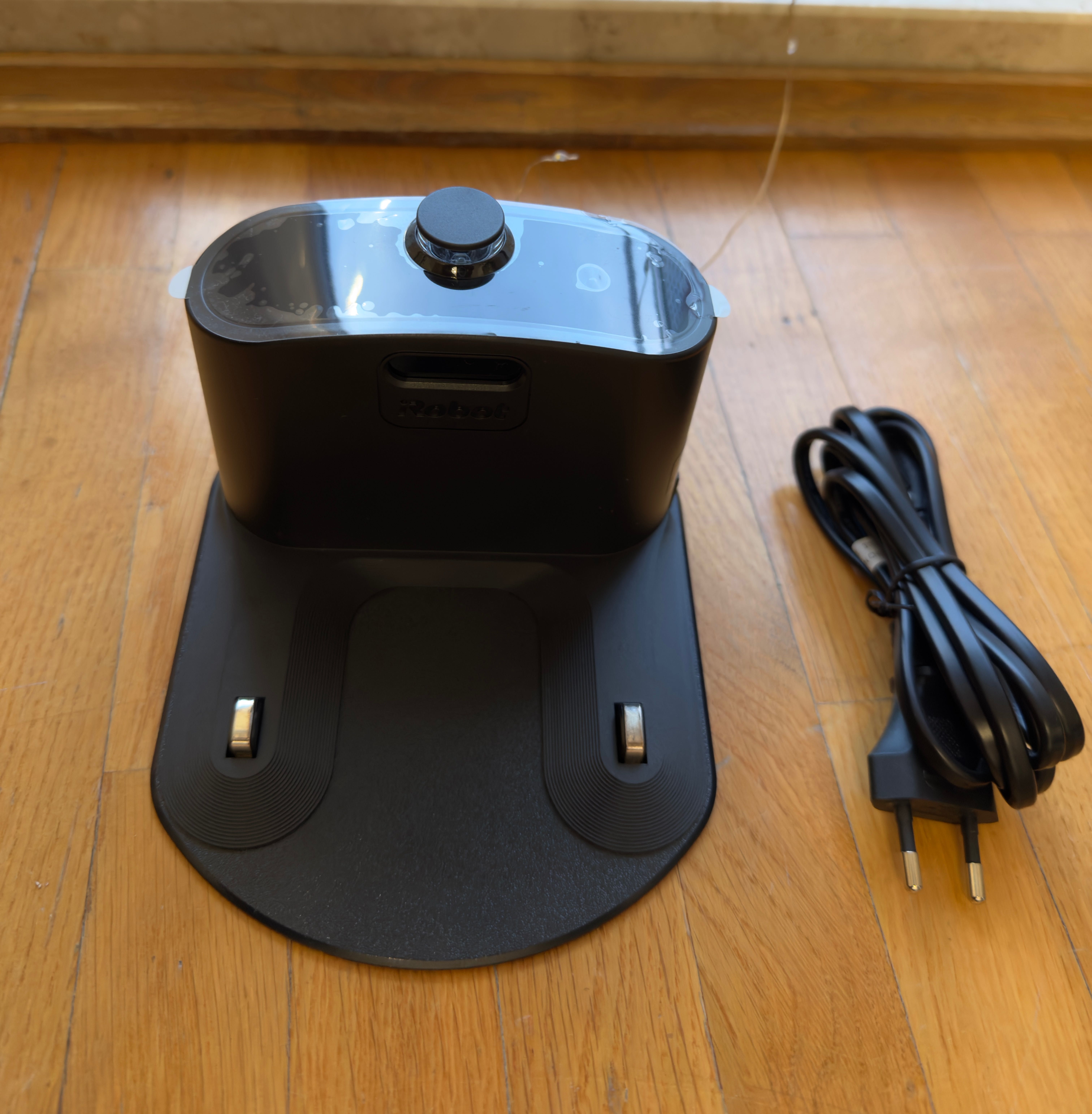 iRobot Roomba i7 – Jak Nowy, Wysoka Jakość i Funkcjonalność!