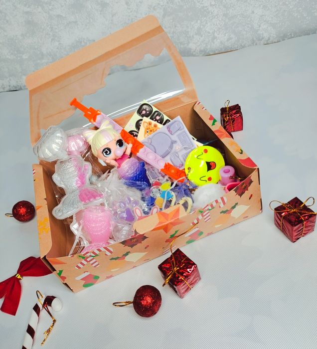 Подарунок на День Святого Миколая.  Подарунковий набір , дитячі іграшк