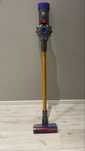 Odkurzacz DYSON V8 ABSOLUTE Bardzo dobry stan Zadbany
