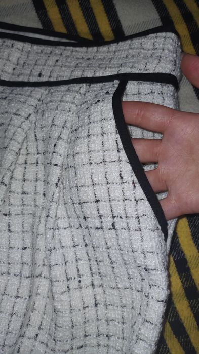 Calças Novas. Ainda com etiqueta