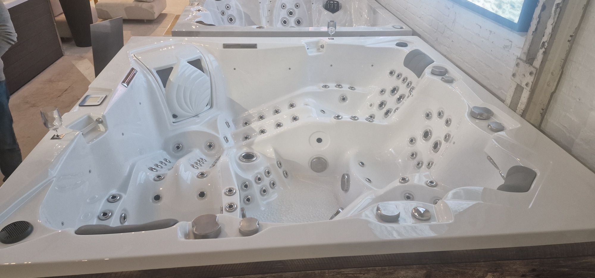 Jacuzzi ogrodowe infinitas MB 500 €19900€
