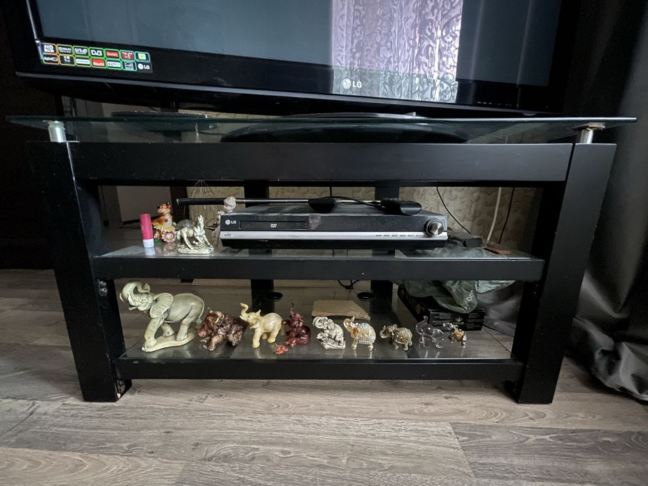 Стіл скляний під телевізор колір венге