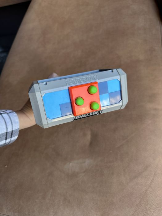 Молот Тора Minecraft