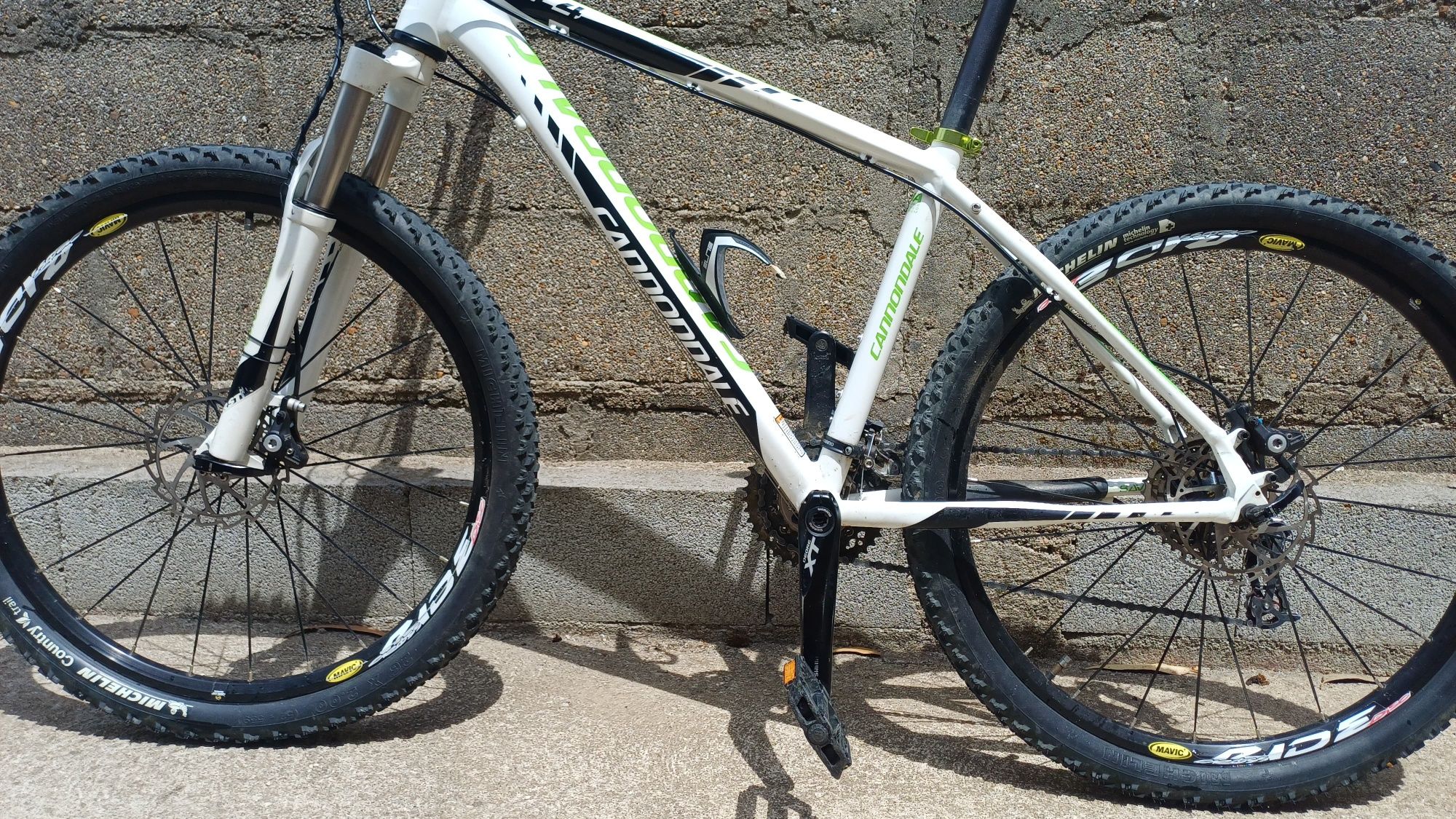 Bicicleta Cannondale Trail SL4 Roda 26 - MTB em bom estado
