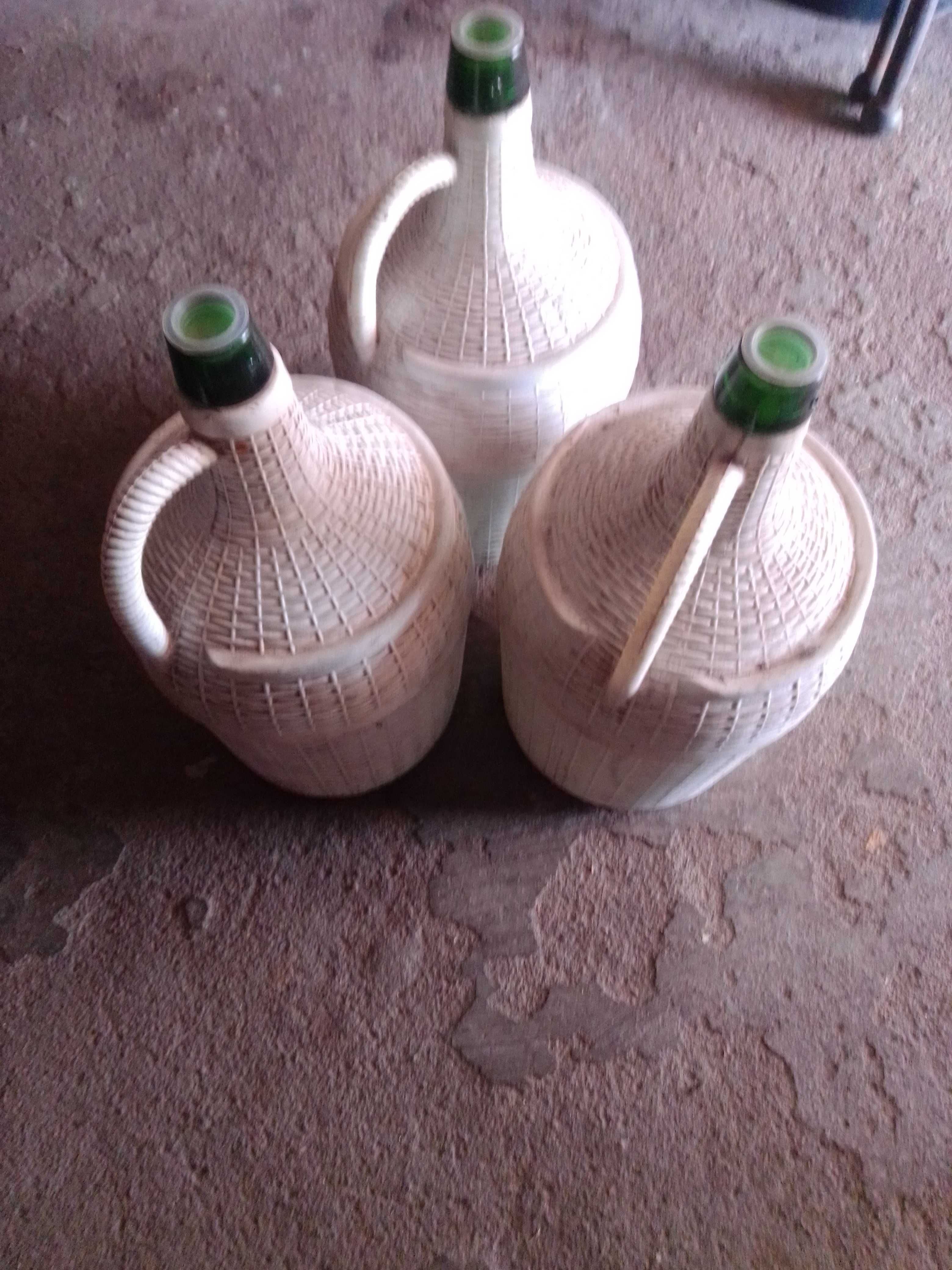 Garrafões para vinho