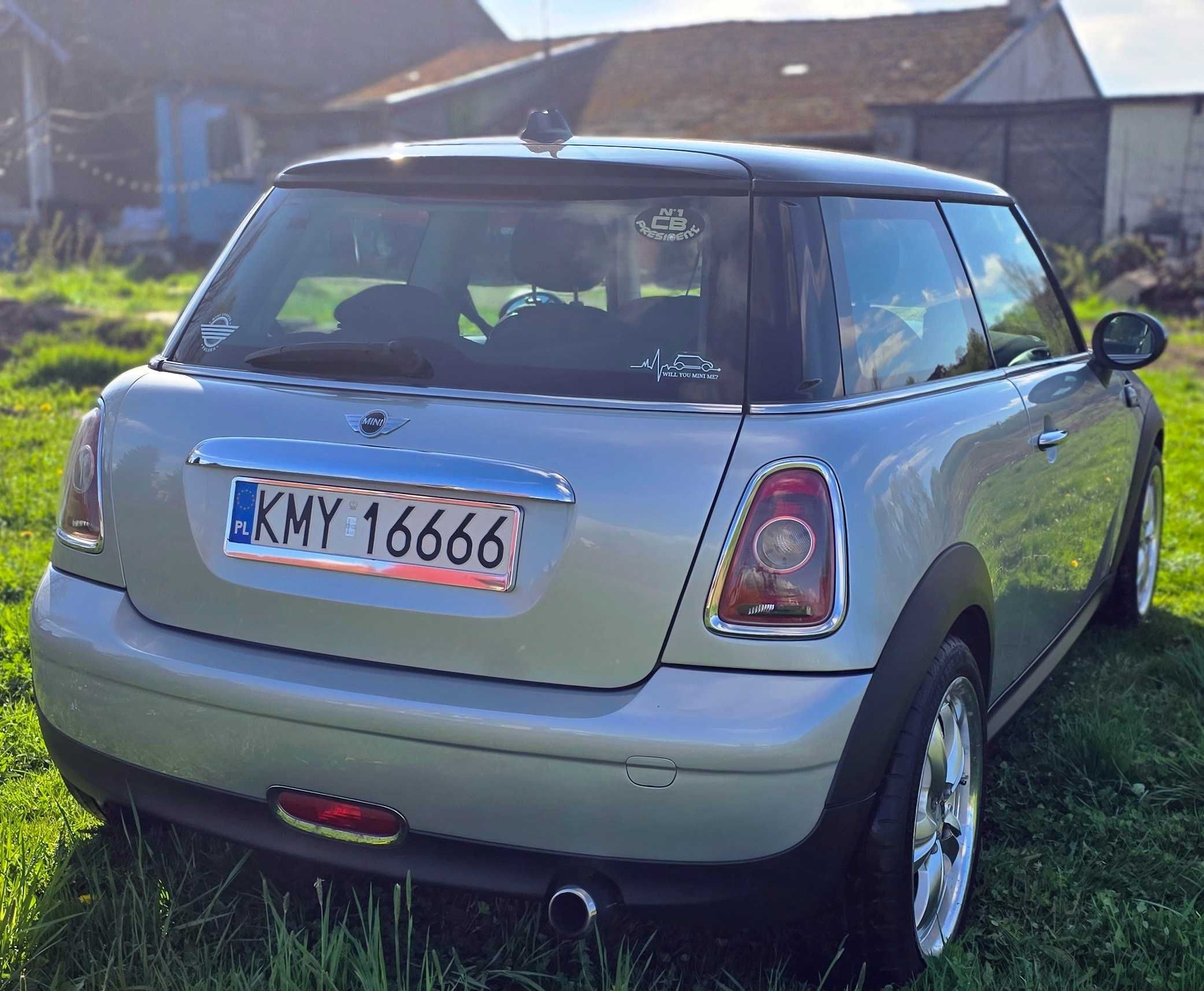 Mini  Cooper  1.6