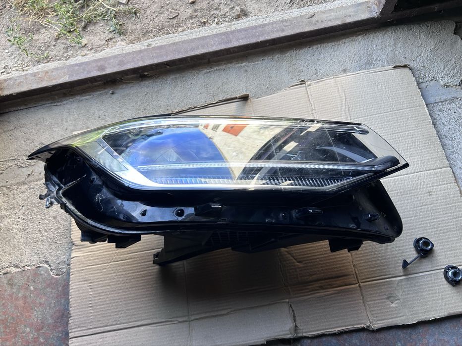 Фари VOLKSWAGEN Tiguan 2021,2022,2023,2024