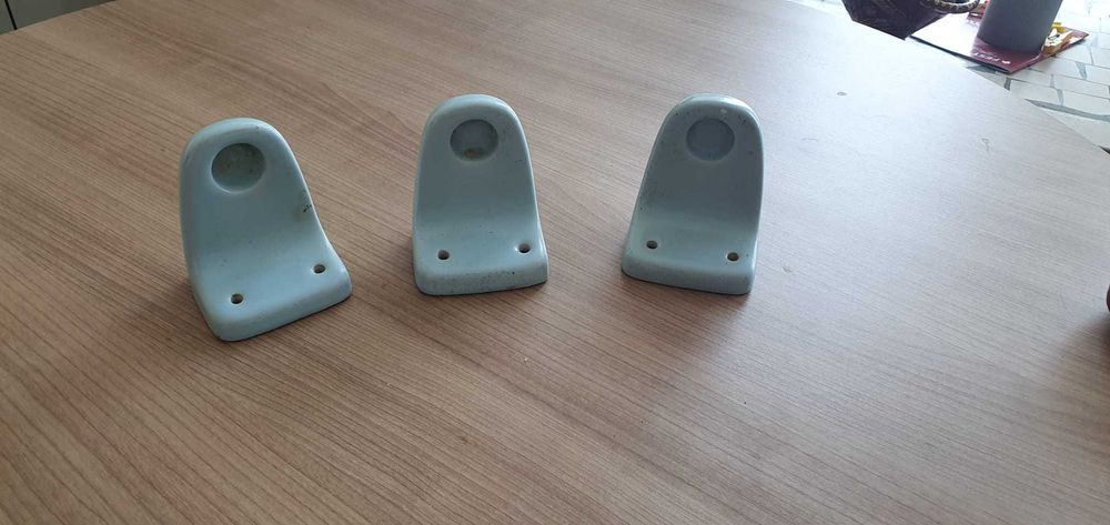 Suporte para toalhas em cerâmica para casa de banho