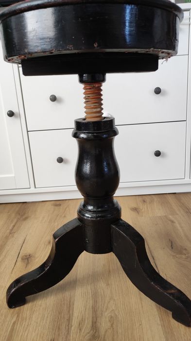 Banco de Piano Antigo