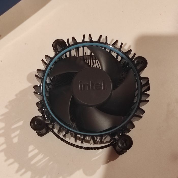 Процесор для настільних комп'ютерів Intel