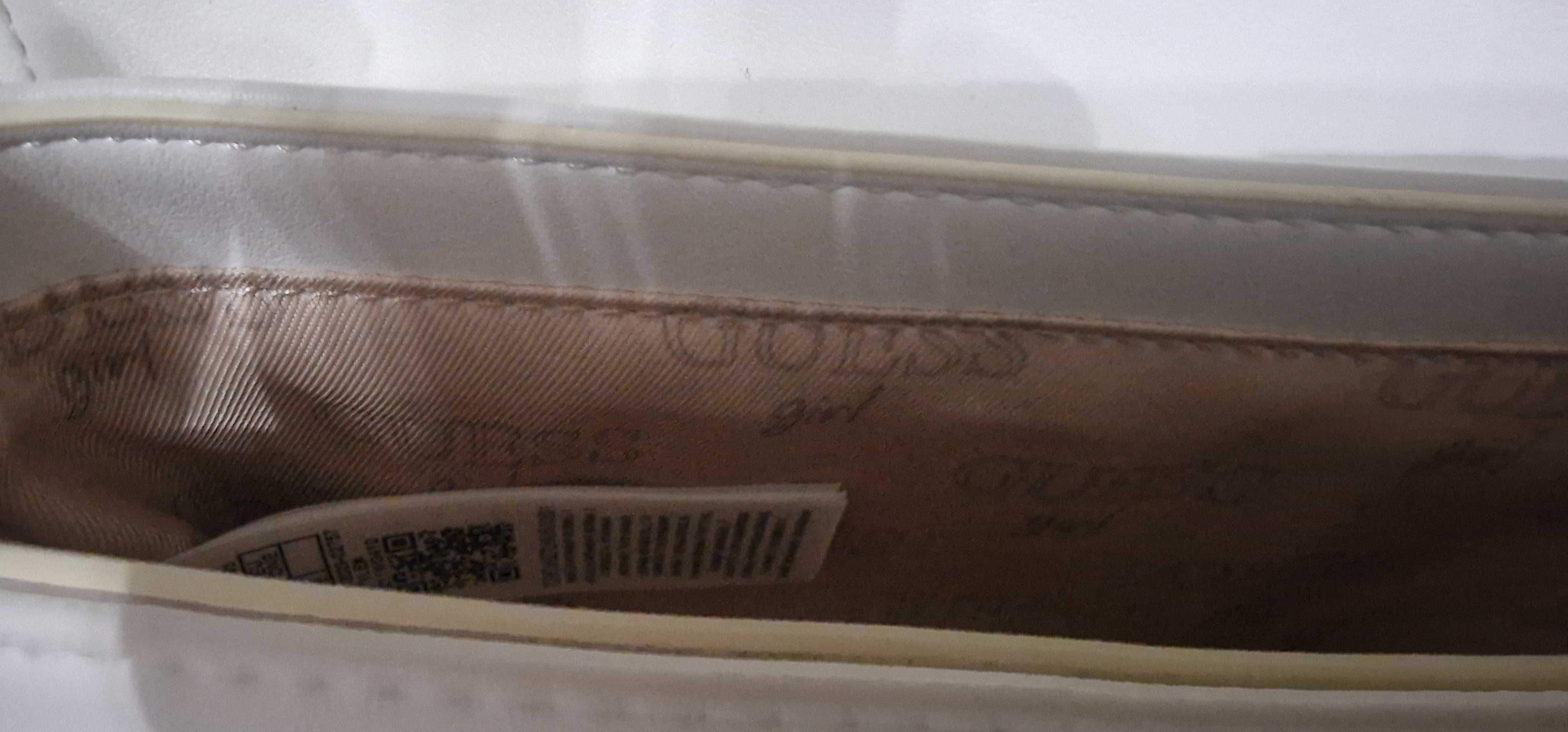 Mala branca guess
