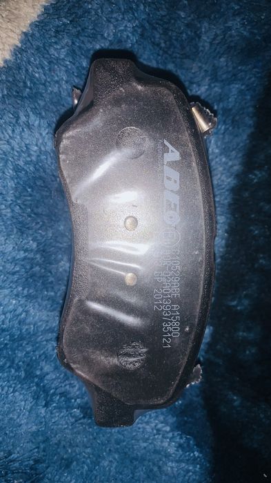 Продам новые колодки на хюндай елантра